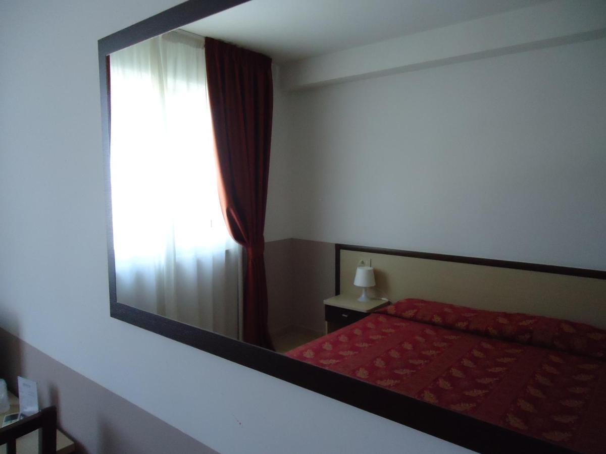Motel Boston Silvi Marina Luaran gambar